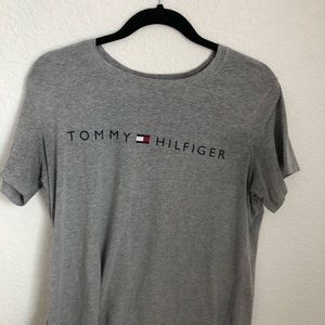 Tommy Hilfiger gray top